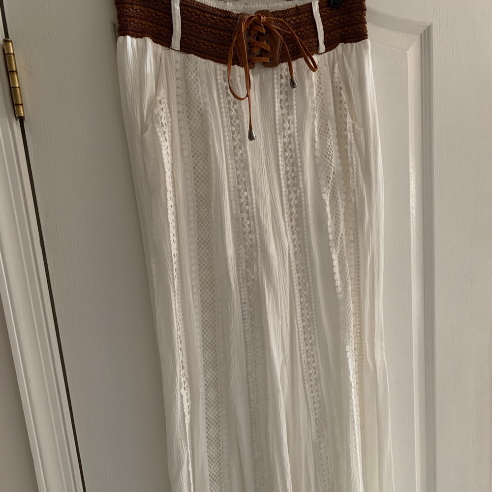 White Crocheted Plazzo Pant with belt